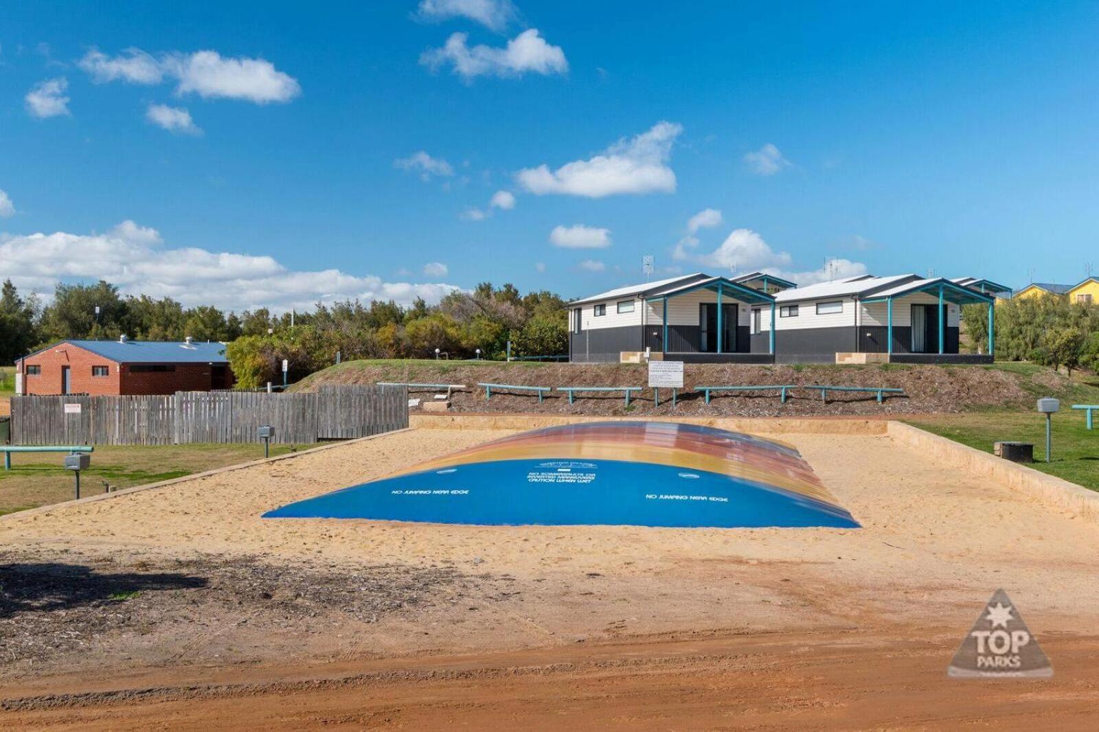Hotel Dongara Tourist Park à Port Denison Extérieur photo